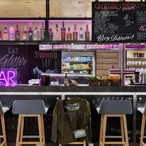 https://moxy-munich-ostbahnhof.com-bavaria.com
